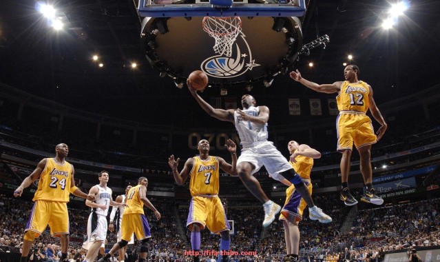 世俱杯直播-德甲历届冠军球队名单盘点：从拜仁到凯泽斯劳滕