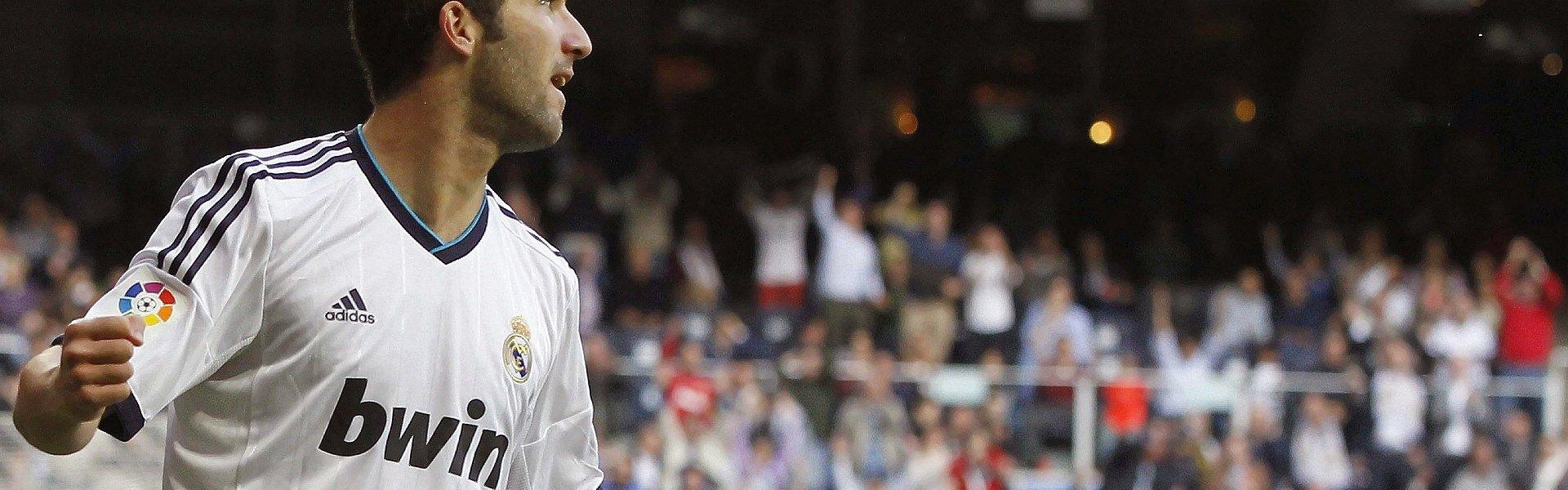 世俱杯直播-欧冠巴萨绝杀比赛战术解析及关键球员表现